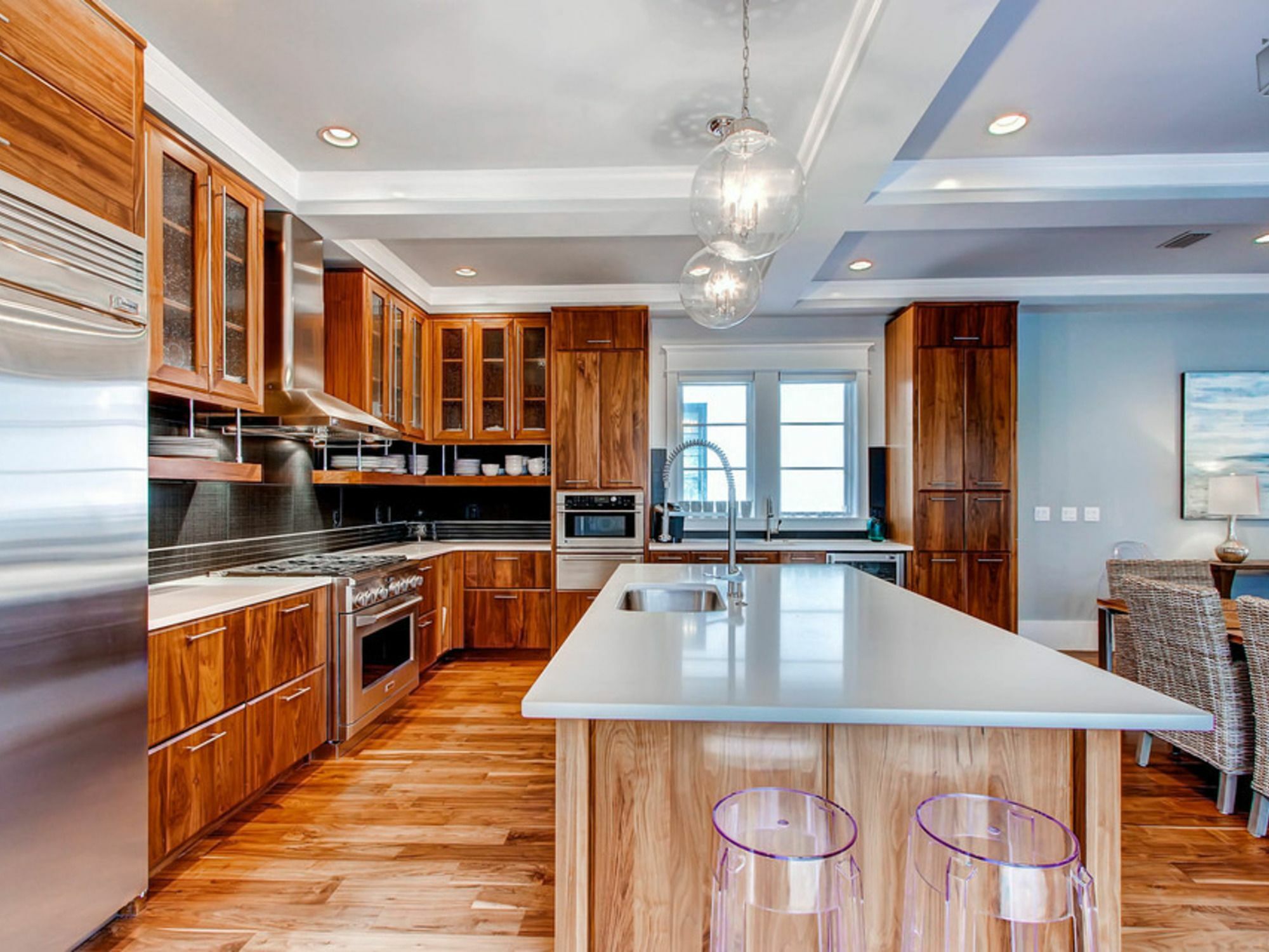 Apartment The Atticus By Redawning *